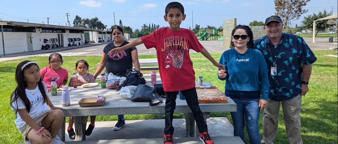 Family Picnic Lunch for Mrs. Lowe's Class