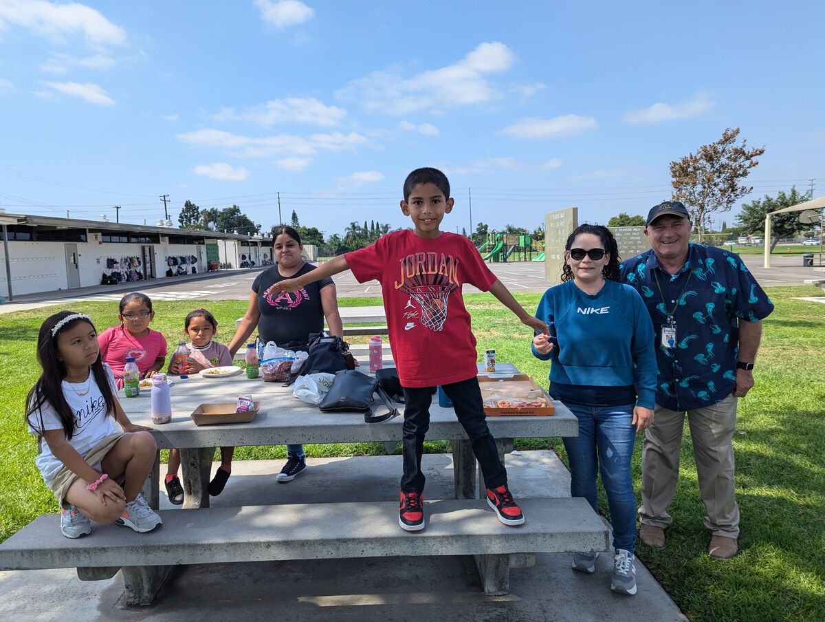 Family Picnic Lunch for Mrs. Lowe's Class
